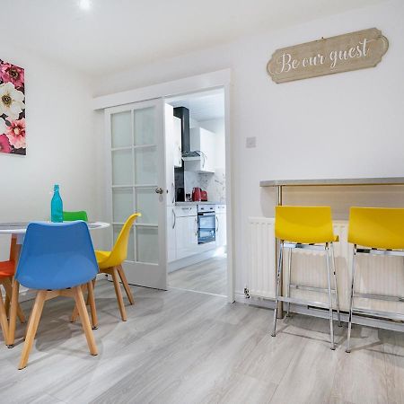 Pass The Keys - Bright & Airy 2Br 2Bath Apt In Perfect Location Belfast Buitenkant foto