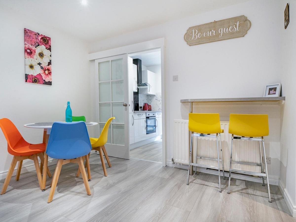 Pass The Keys - Bright & Airy 2Br 2Bath Apt In Perfect Location Belfast Buitenkant foto