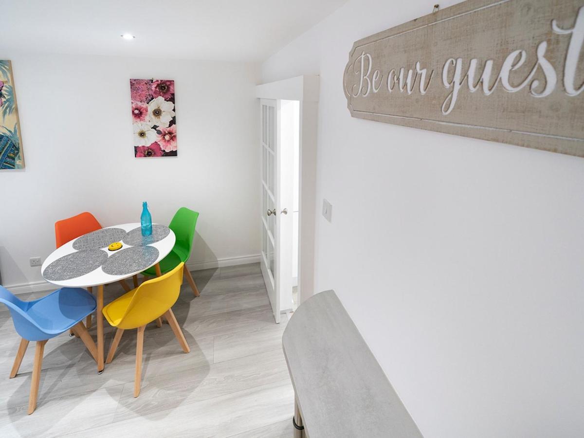 Pass The Keys - Bright & Airy 2Br 2Bath Apt In Perfect Location Belfast Buitenkant foto