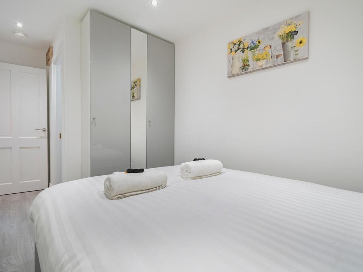 Pass The Keys - Bright & Airy 2Br 2Bath Apt In Perfect Location Belfast Buitenkant foto